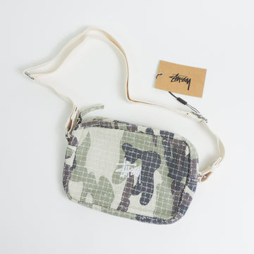 Bolsa lateral Stussy Needle Punch camuflada