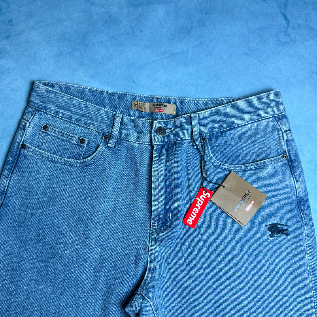 Calça Jeans Burberry x Supreme