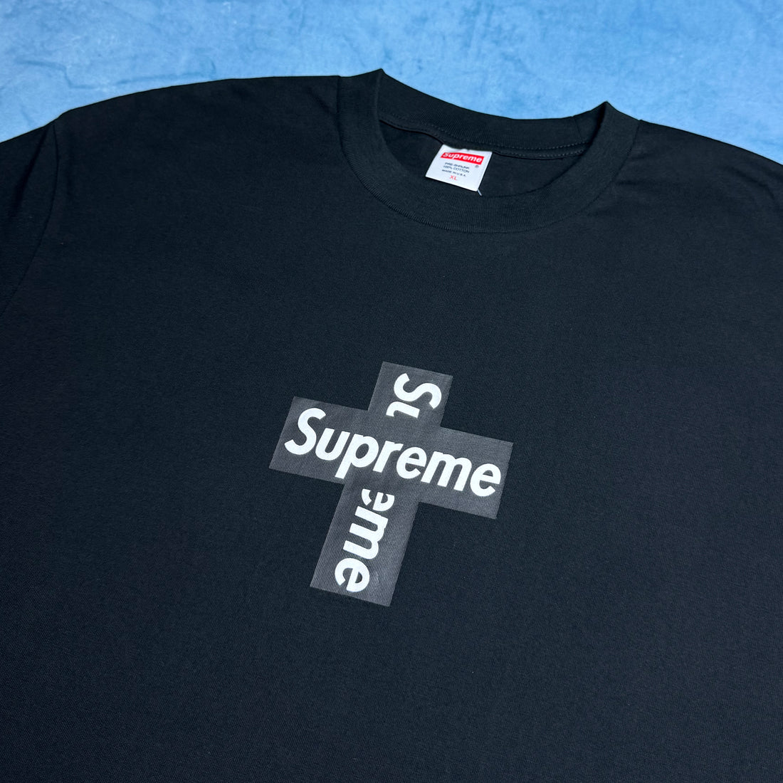 Camiseta Supreme Cross Logo