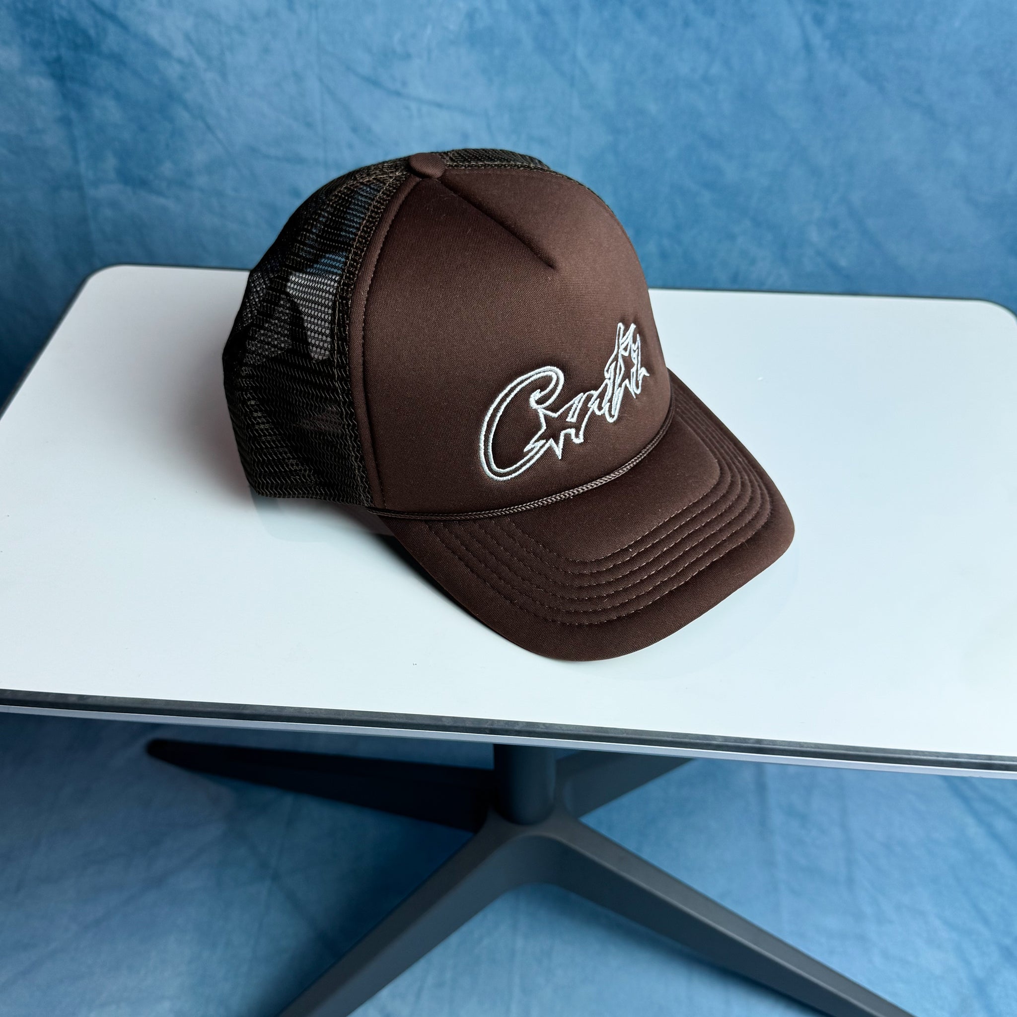 Boné Corteiz Allstarz Trucker Brown